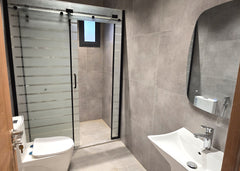 Roof – Al Sawari District – 375 m² – 7 Rooms