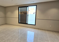Roof – Al Sawari District – 375 m² – 7 Rooms