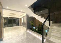 شقة – حي العزيزية – 168 م² – 5 غرف