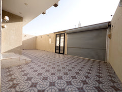 فيلا في حي الرياض – 420 م² – متعددة الوحدات